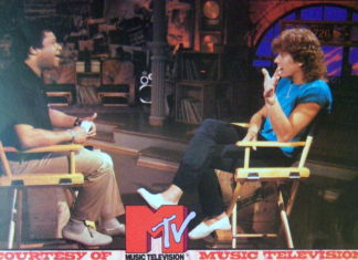 Роберт Плант: «Перед выходом на сцену я обязан… пообниматься с медсестричкой»