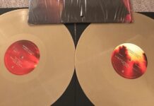 Barnes and Noble продает эксклюзивную золотую виниловую версию нового альбома Robert Plant