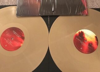 Barnes and Noble продает эксклюзивную золотую виниловую версию нового альбома Robert Plant