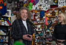 Fopp редактирует обзор нового альбома Robert Plant, чтобы удалить ошибочные ссылки на песни